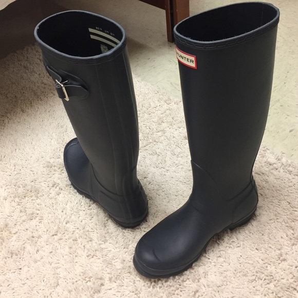 Navy Hunter Boots Size 7 - Picture 3 of 3